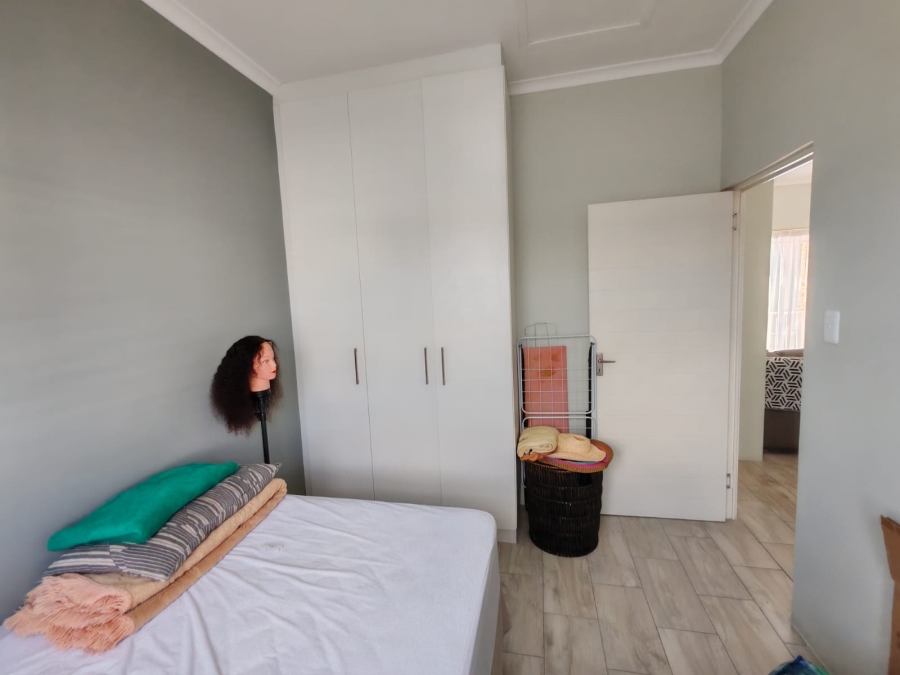To Let 2 Bedroom Property for Rent in More Grove Eastern Cape
